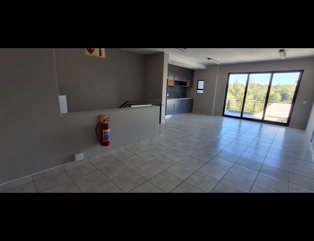 130M² BUILDING FOR SALE IN MOREHILL